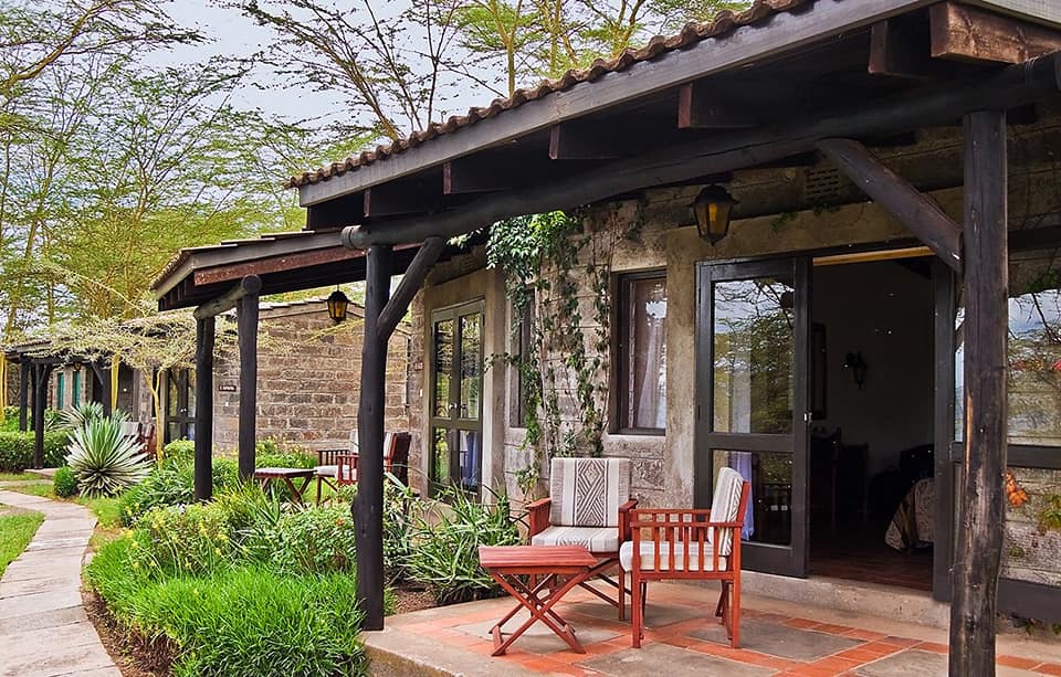 SAROVA LION HILL GAME LODGE