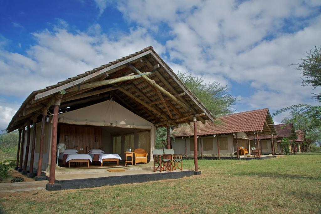 ASHNIL ARUBA LODGE