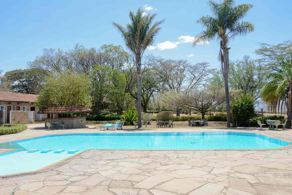 JACARANDA LAKE ELEMENTAITA LODGE