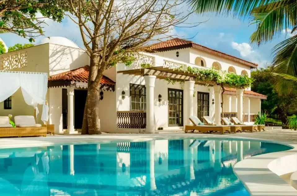 SWAHILI BEACH RESORT DIANI