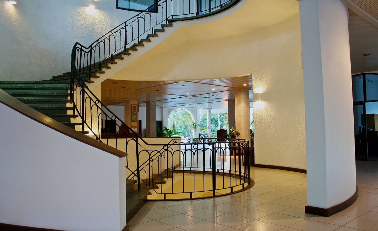 PLAZA BEACH HOTEL MOMBASA