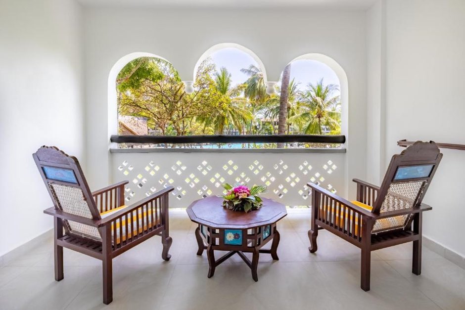SOUTHERN PALMS BEACH RESORT
