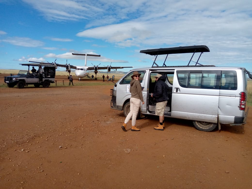 4WD TOUR VAN